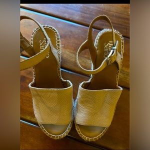 Size 5.5 beige Franco Sarto open toe sandals NEW